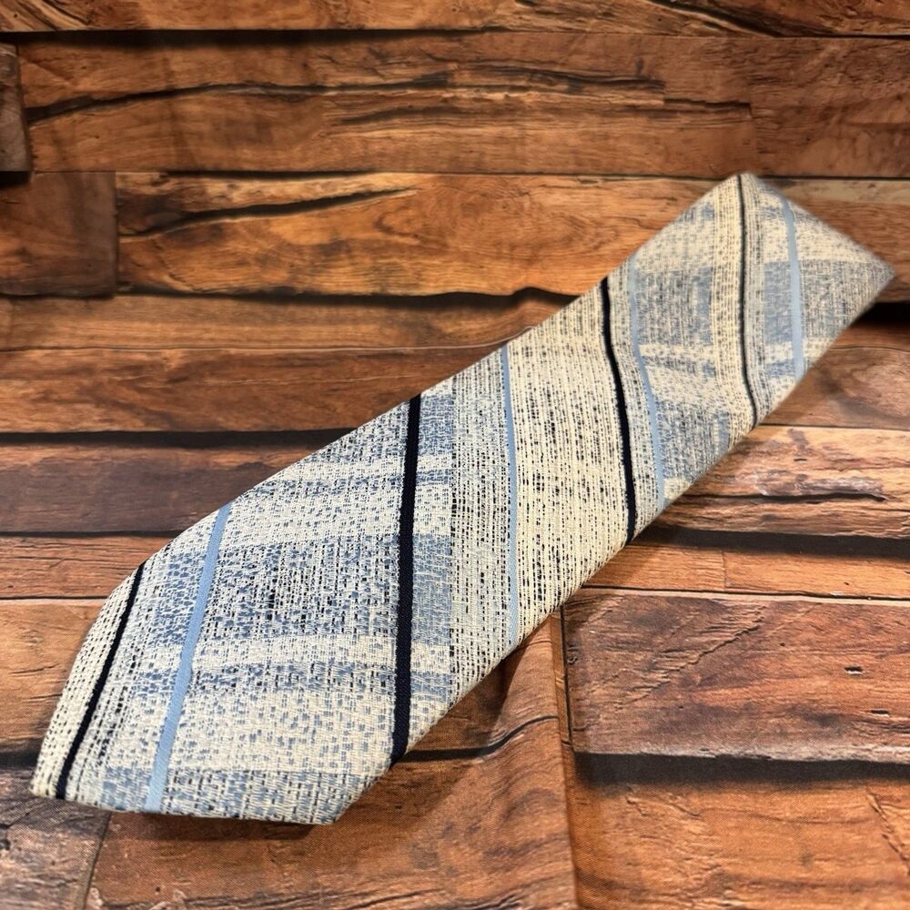 Vintage Wembley Men Tie Blue Grey Cream Plaid Striped Textured Wide Polyester